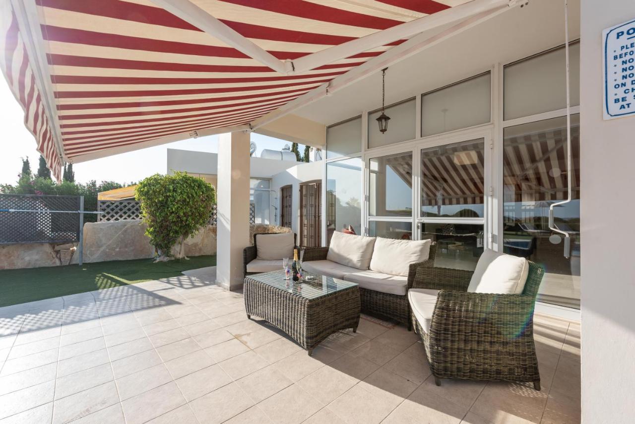Villa Marina Sunrise By Ezoria Villas Coral Bay Exteriér fotografie