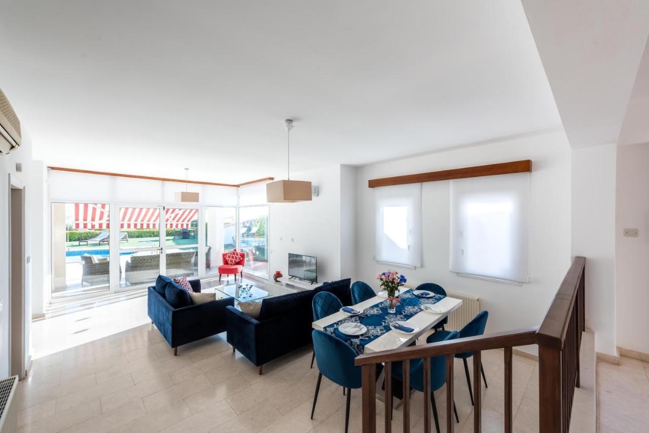 Villa Marina Sunrise By Ezoria Villas Coral Bay Exteriér fotografie